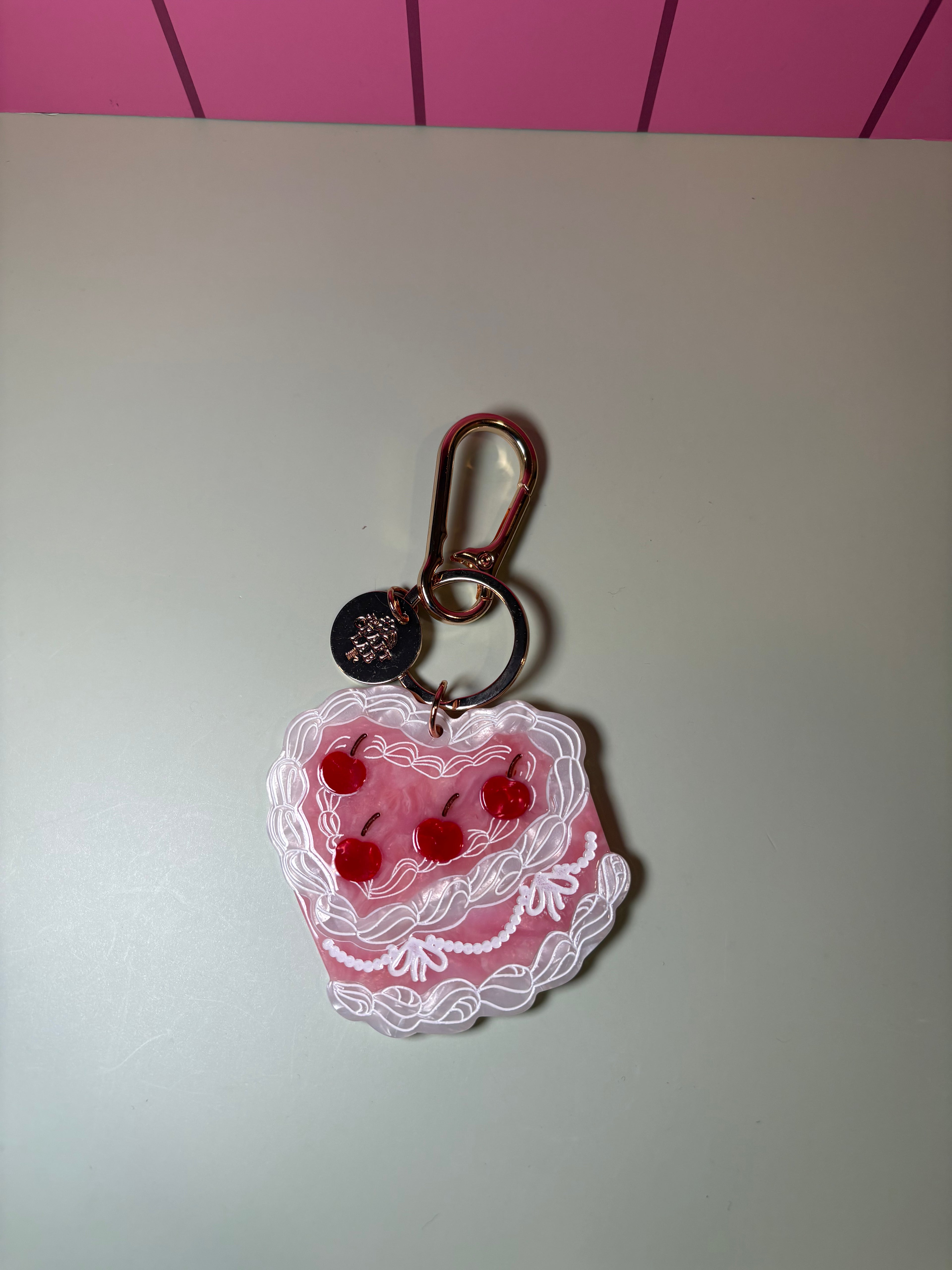 Cake bag charm 