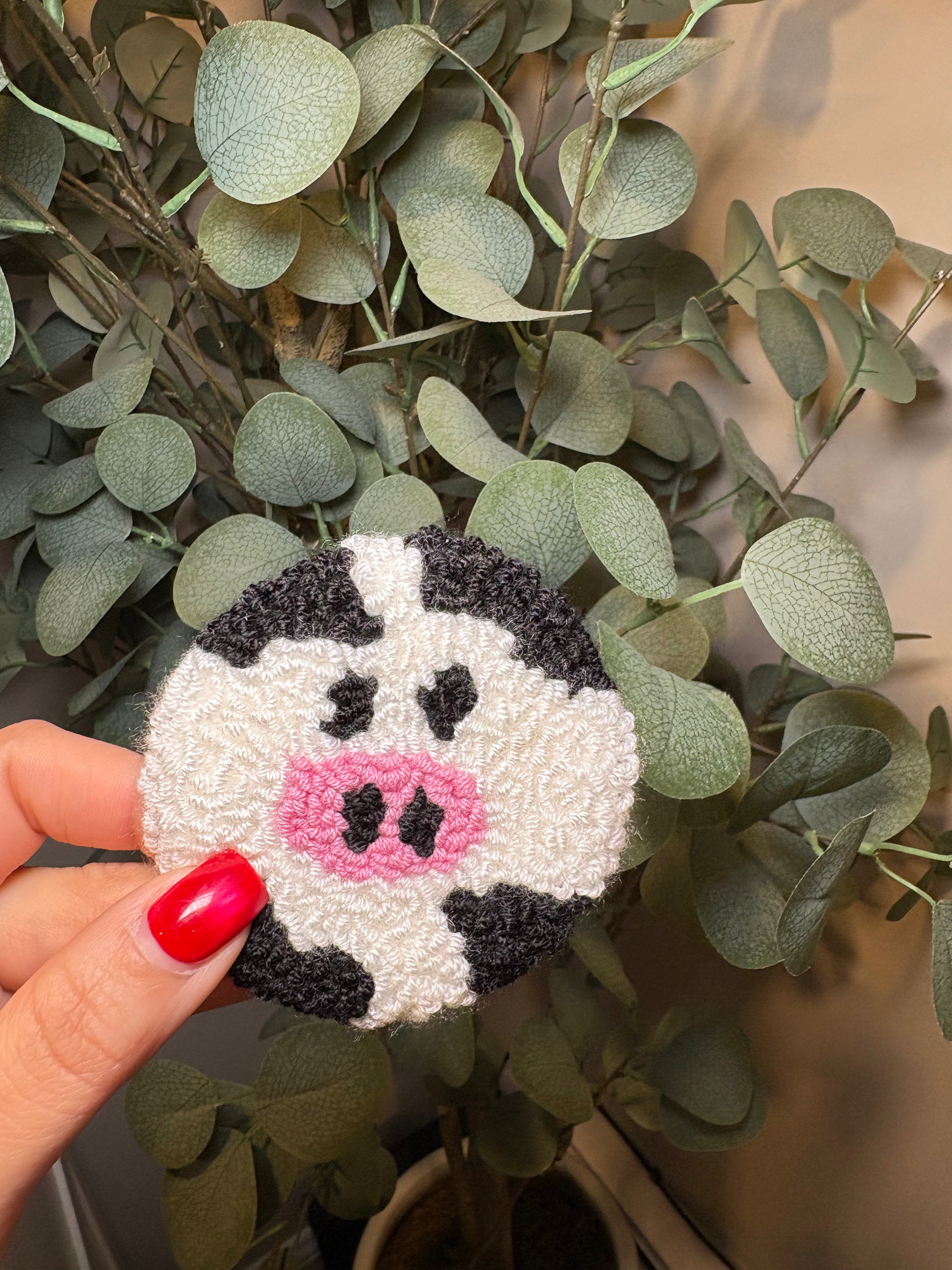 Cow - Car Coaster (Pack of 1) – Pack of 1 Car Coaster to place inside your car cup holders