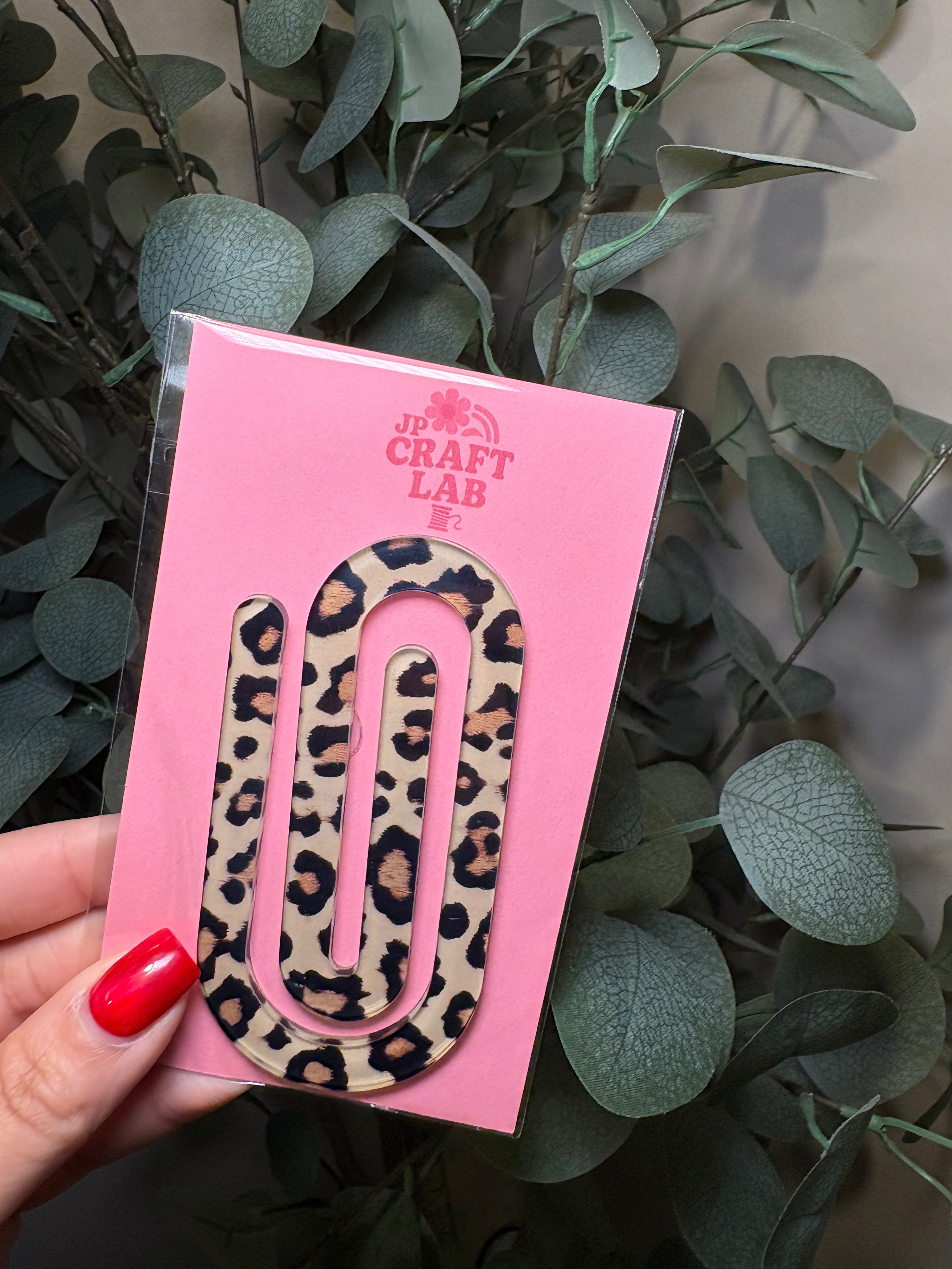Cheetah - Jumbo Paperclip – Acrylic Jumbo Paperclip