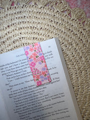 Floral - Magnetic Bookmark
