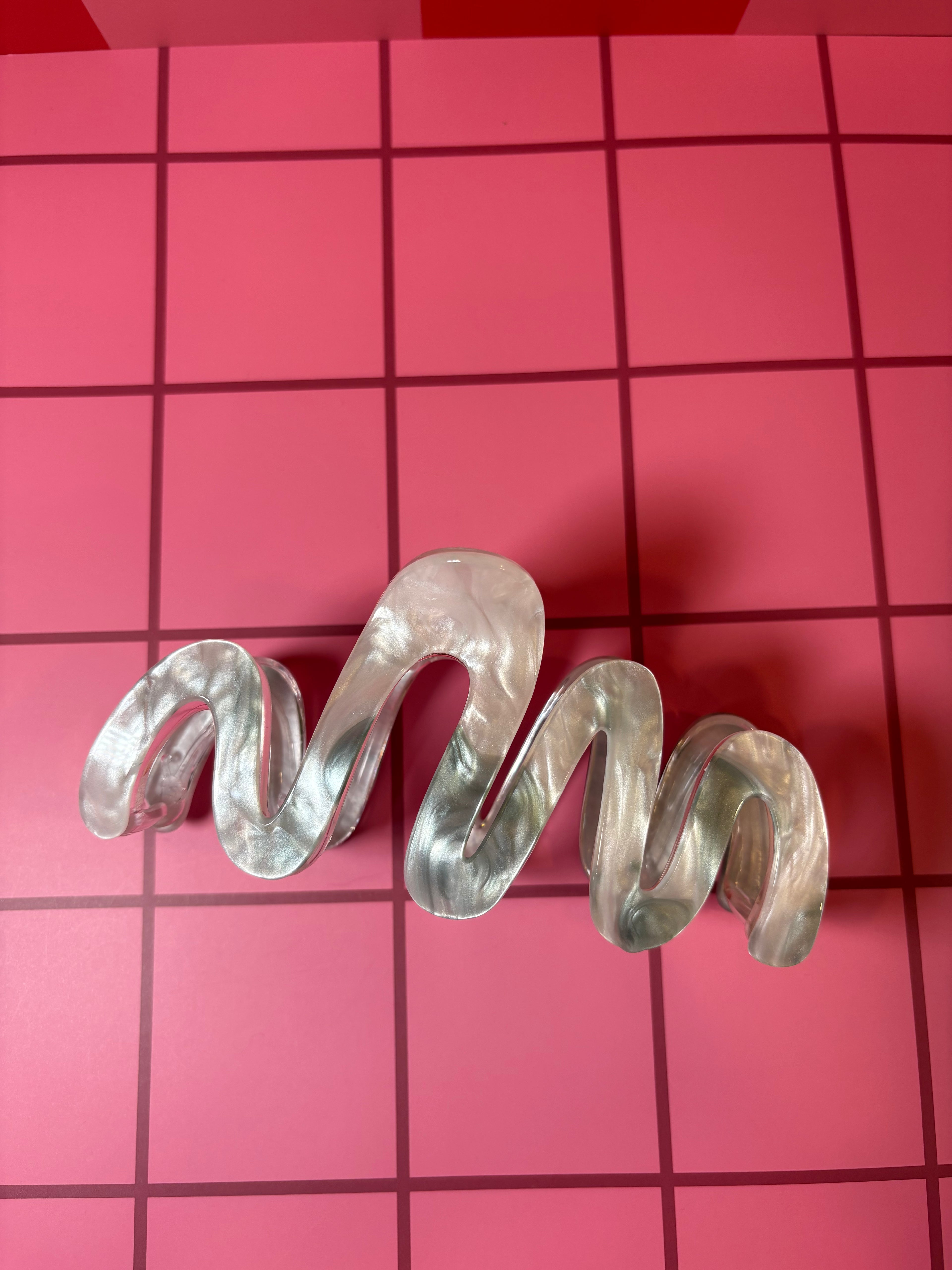 Cream & Green Squiggle -Large Claw Clip