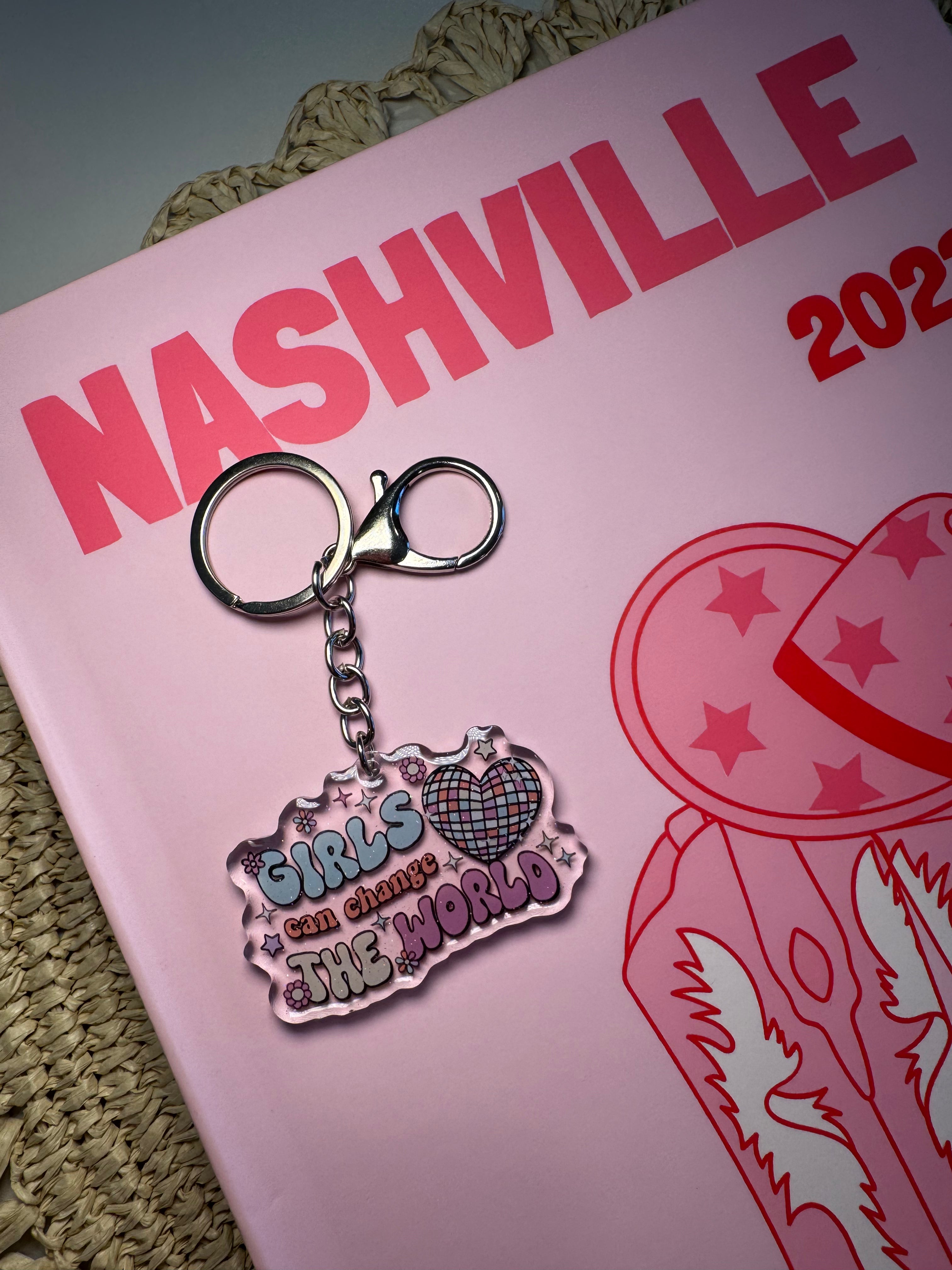 Girls can change the world - Keychain – Please note that the keychain does have glitter