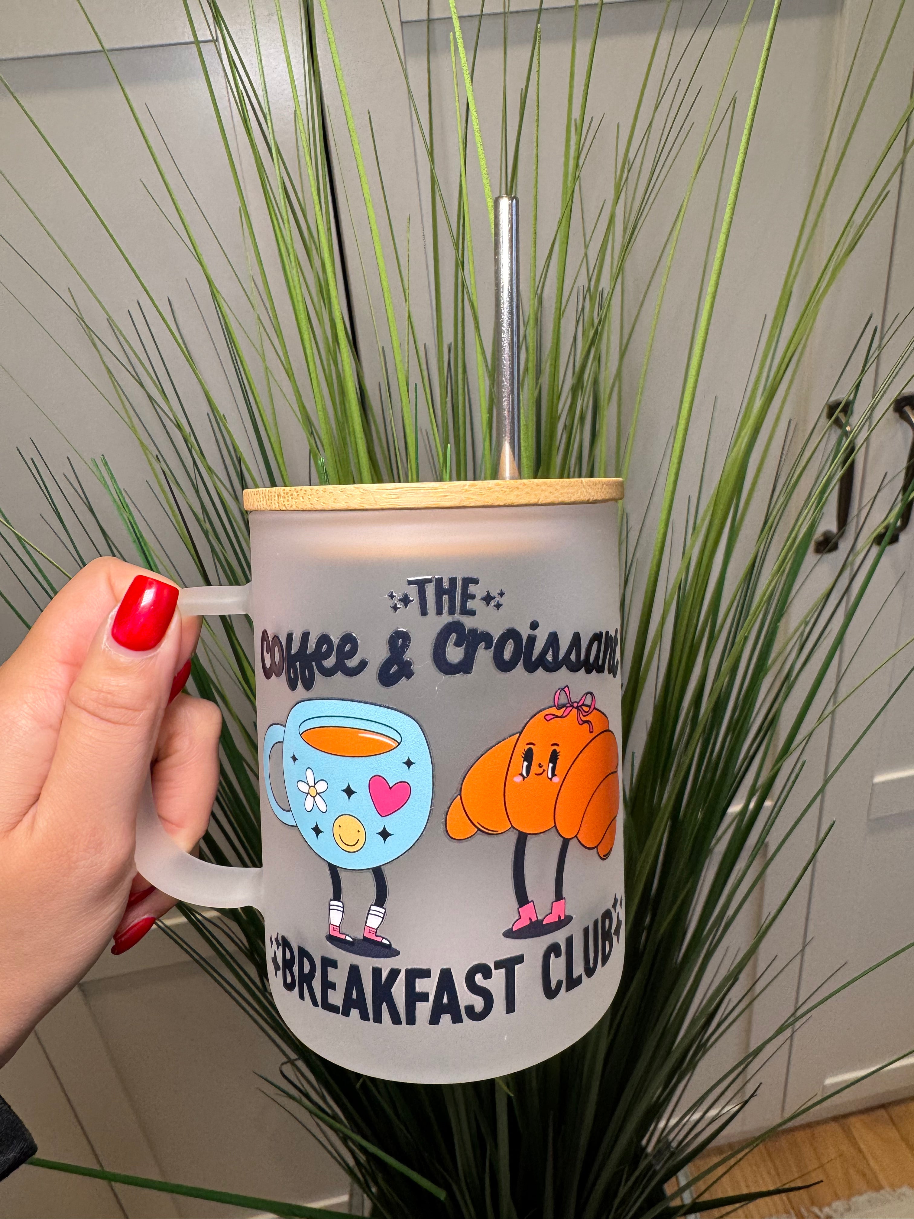 The Coffee & Croissant Breakfast Club - Glass Mug with Lid – Glass mug with wooden lid and metal straw