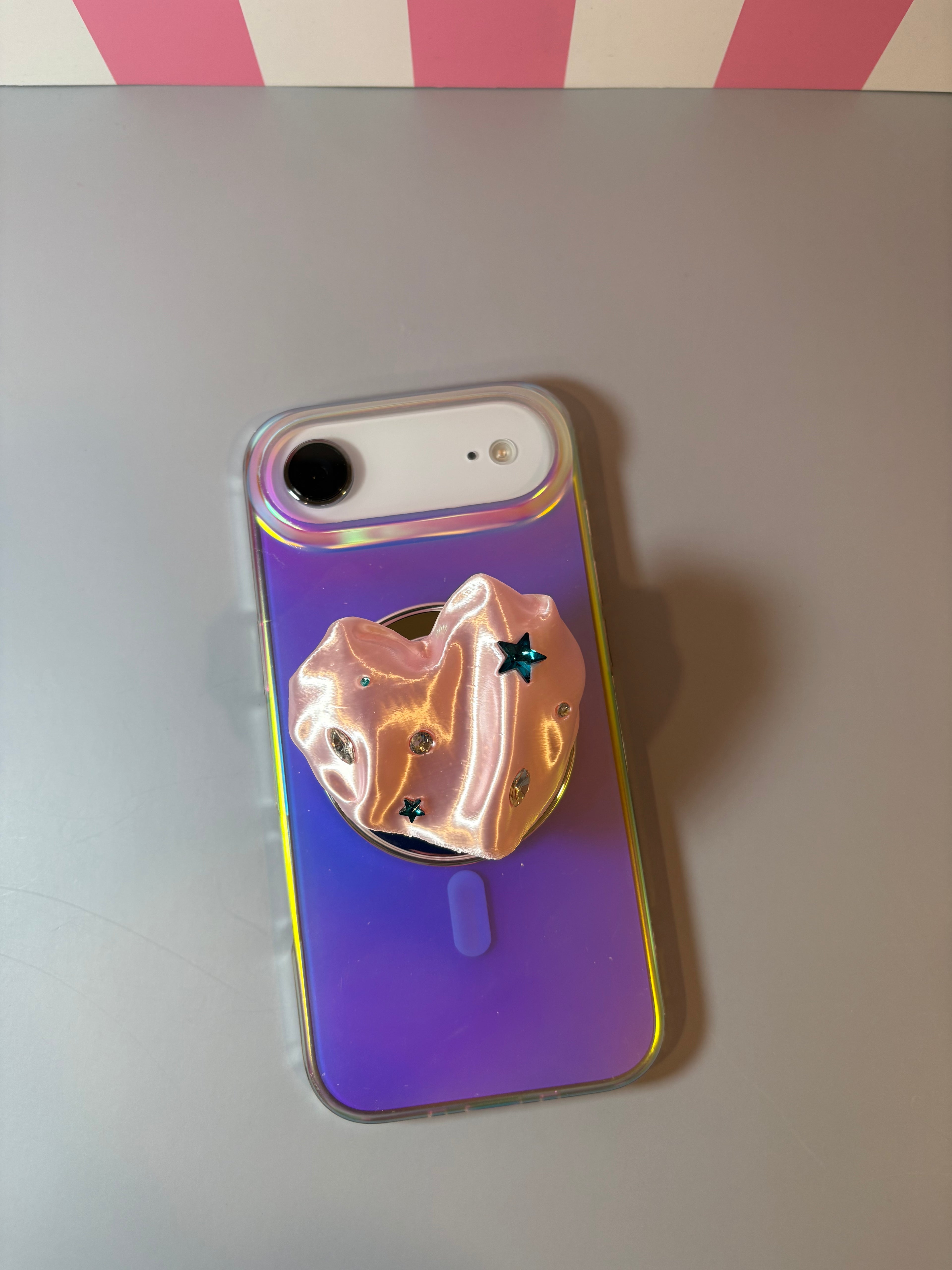 3D Heart (Pink) - Phone & E-Reader MagSafe Grip