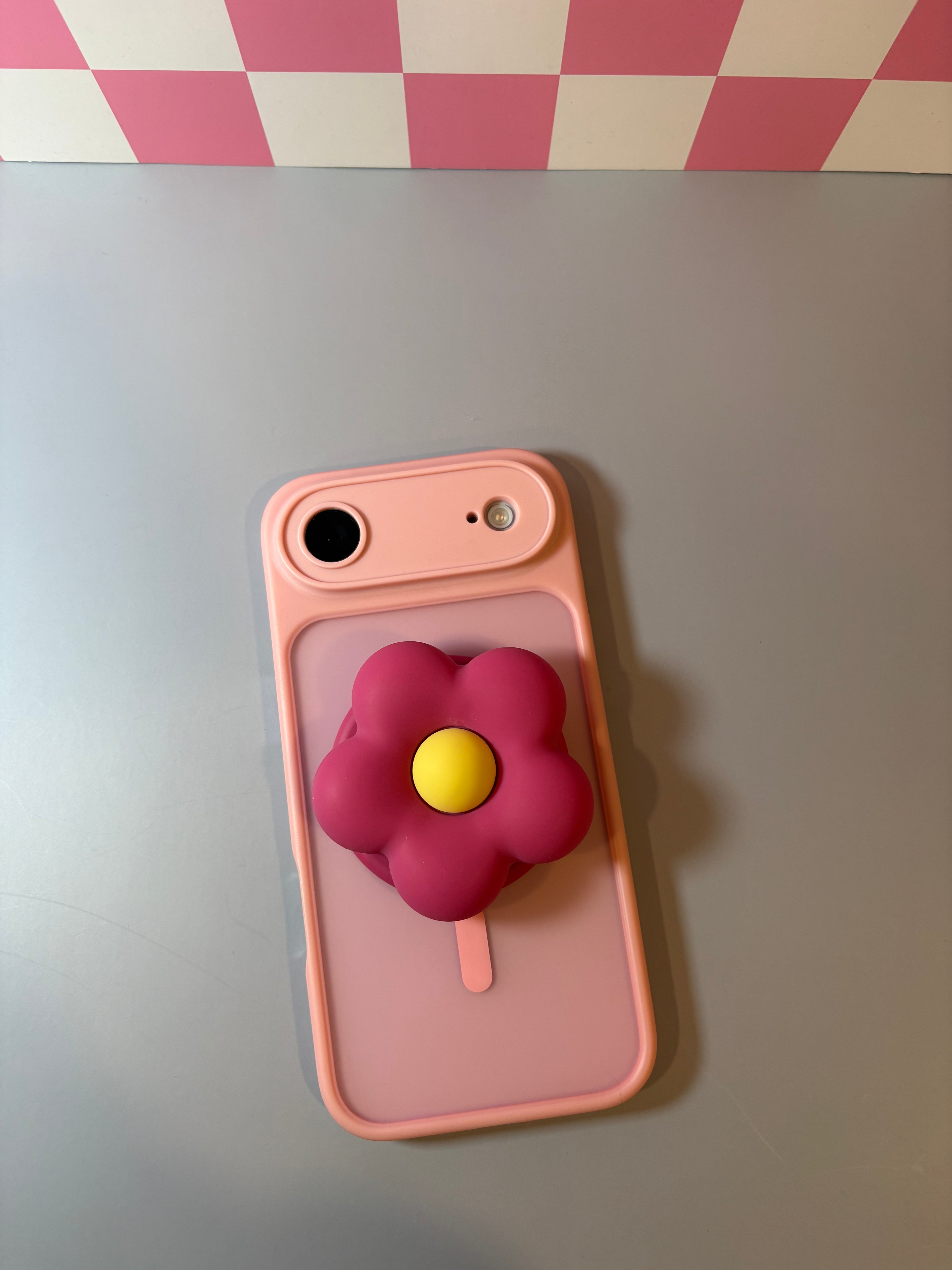 3D Flower (Pink) - Phone & E-Reader MagSafe Grip