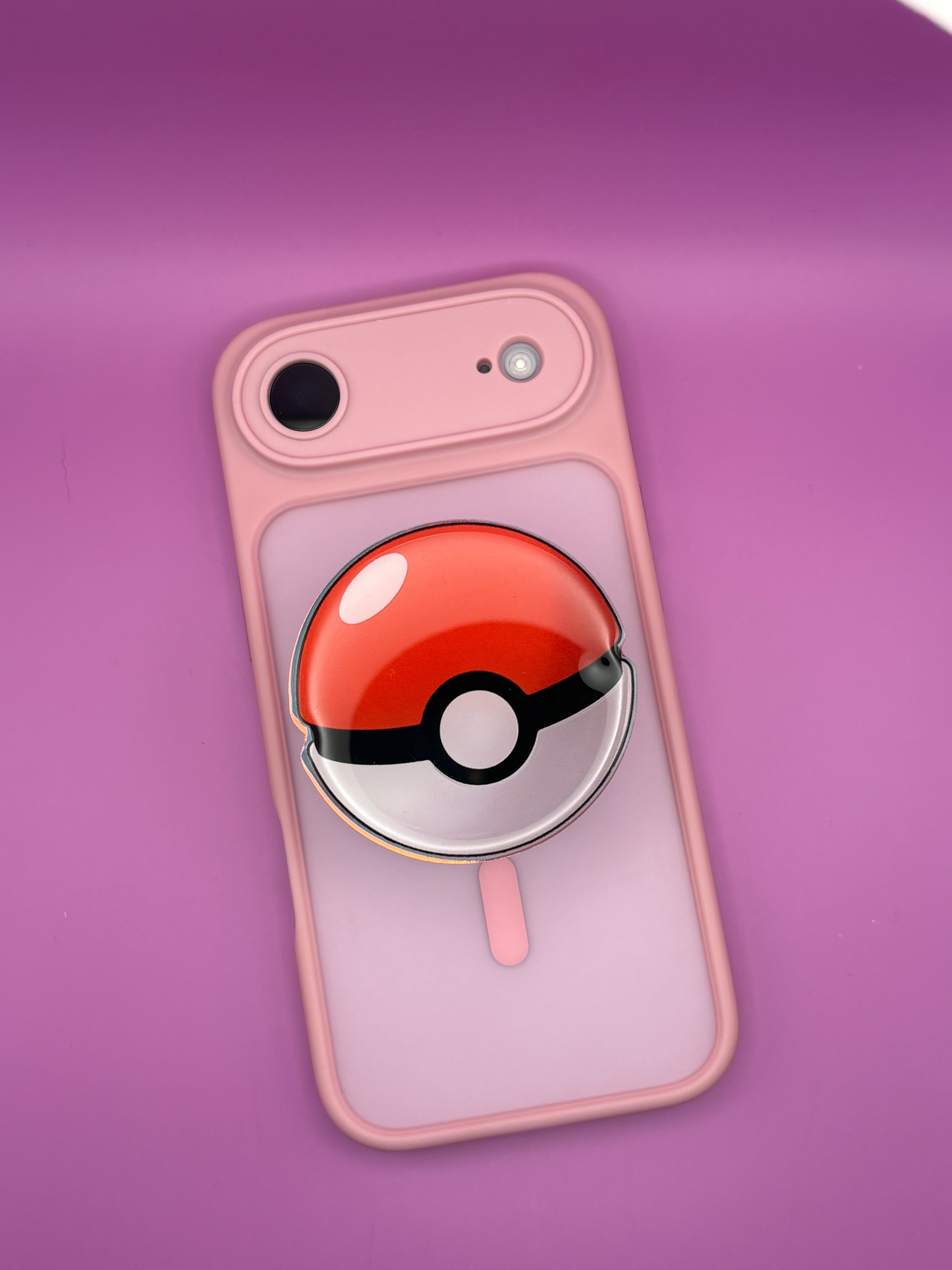 "Pokemon Ball" Phone & E-Reader MagSafe Grip
