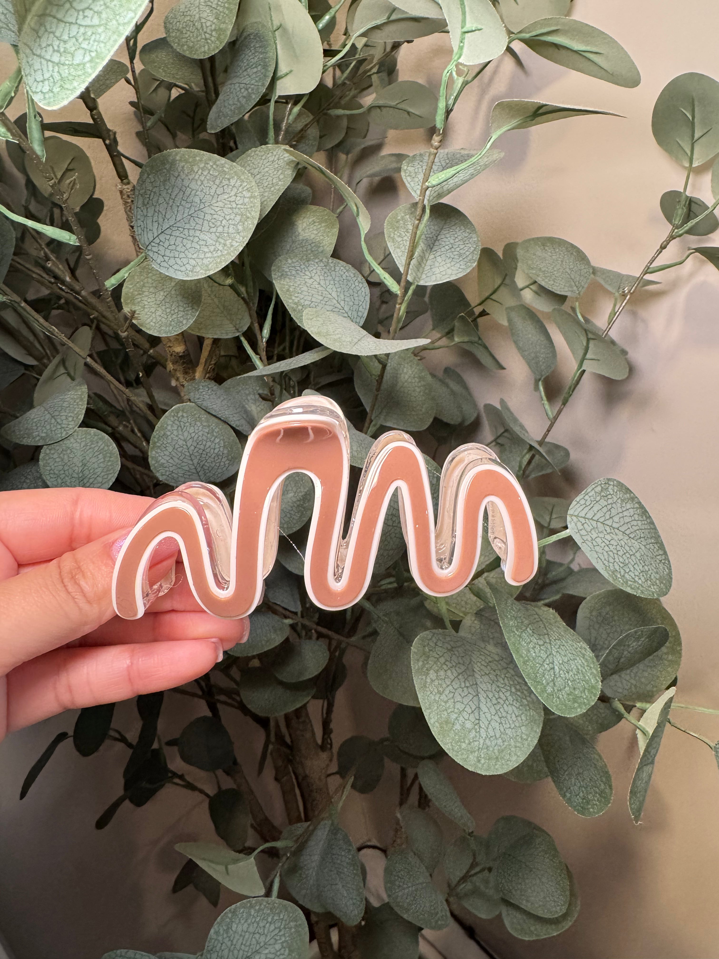 Brown Squiggle -Large Claw Clip