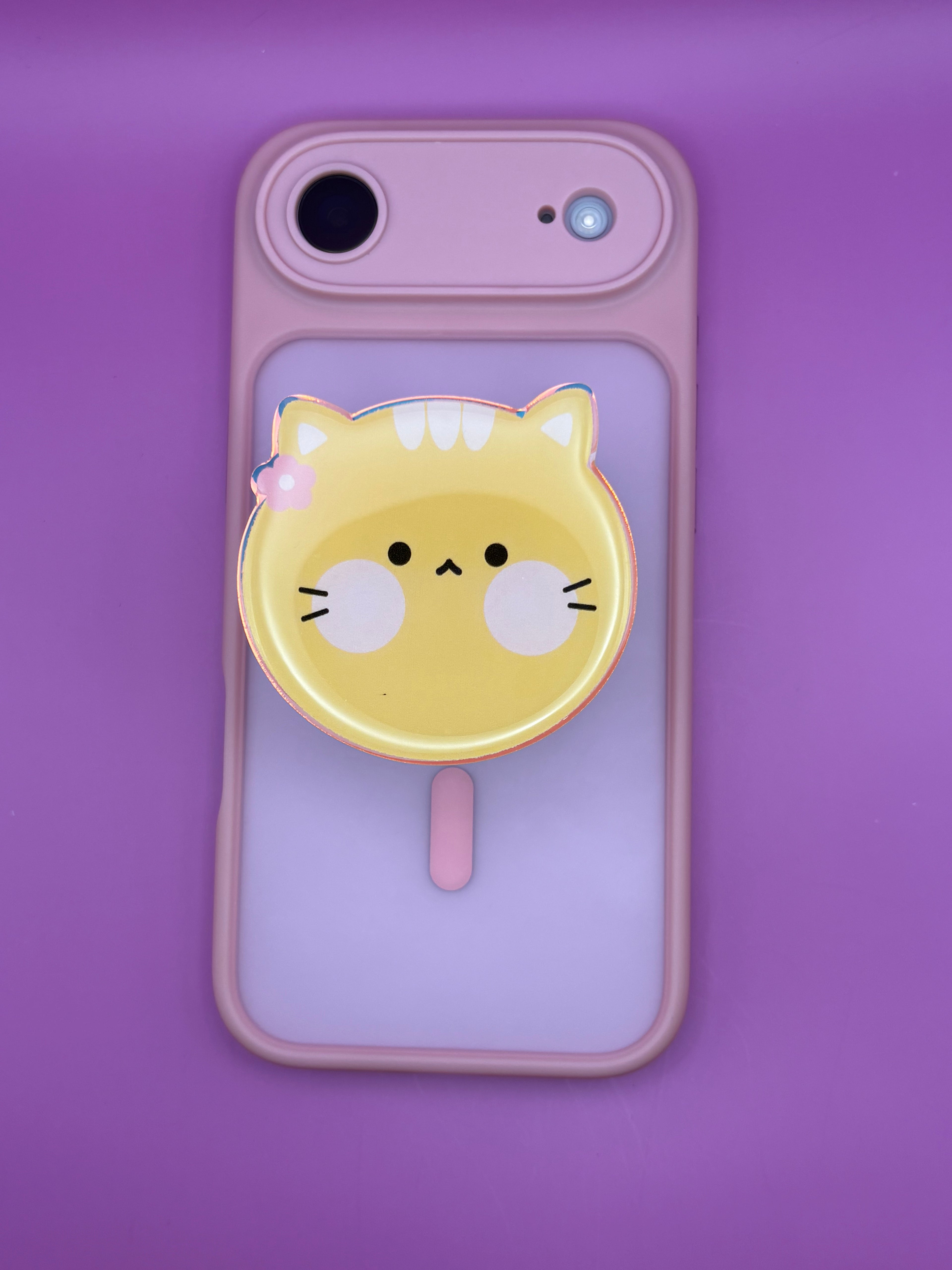 "Girly Cat"  Phone & E-Reader MagSafe Grip