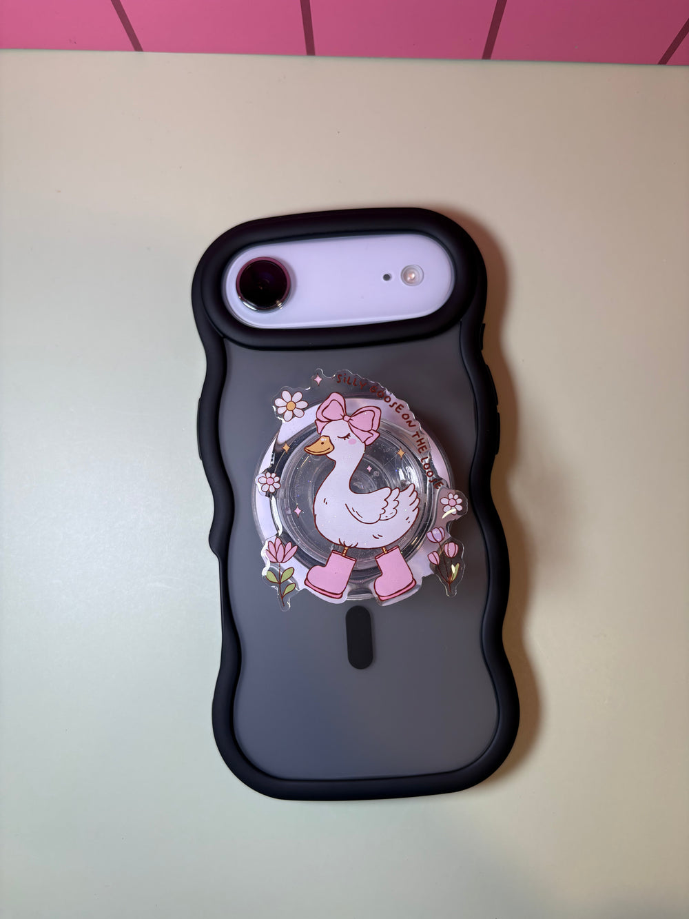 "Silly Goose on the Loose" Phone & E-Reader MagSafe Grip